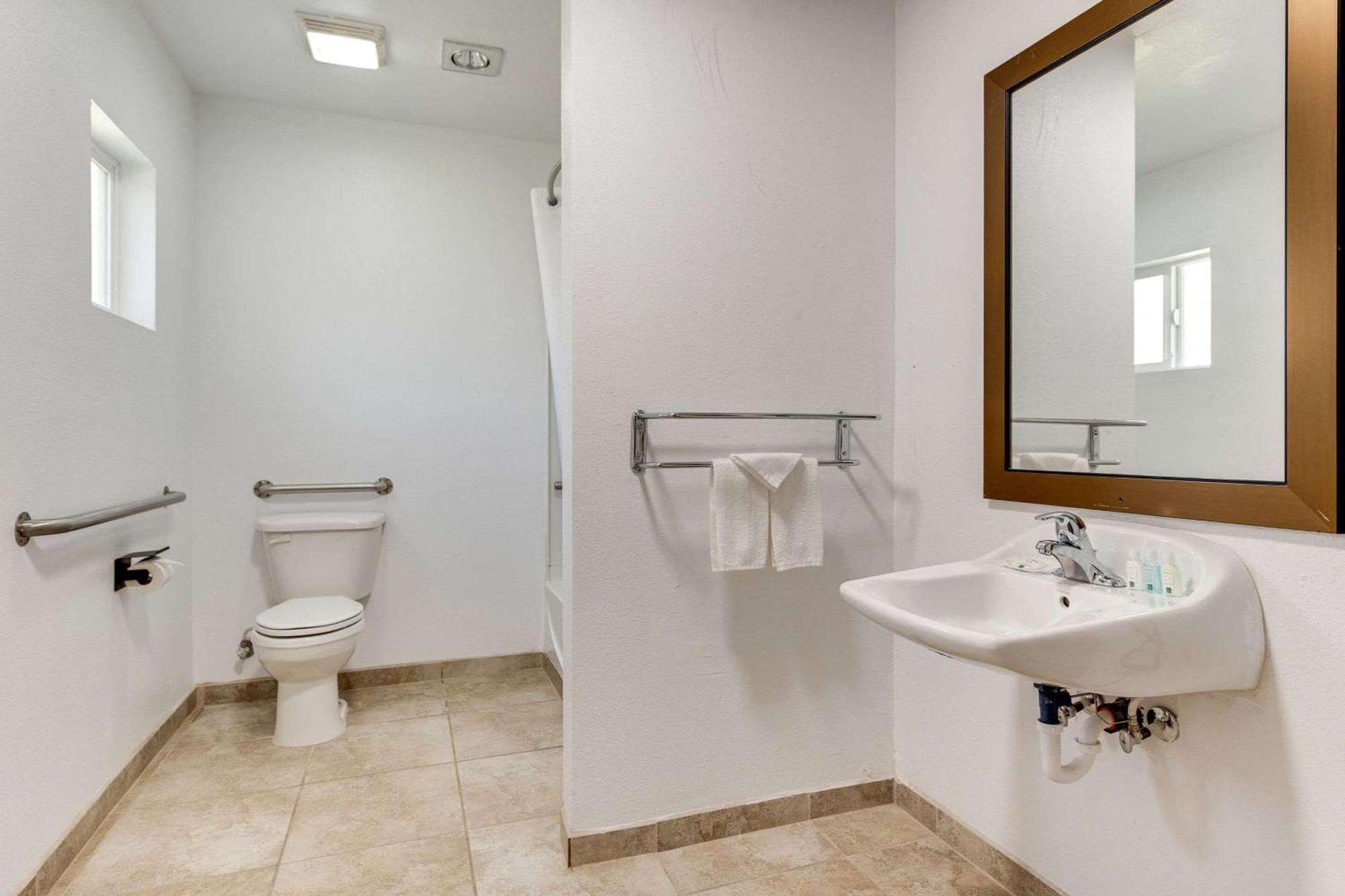 Suburban Studios Cortez Bagian luar foto